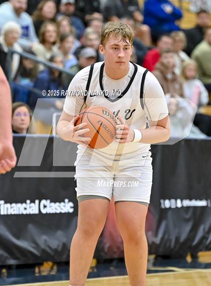 Thumbnail 3 in South Vermillion vs. Cloverdale (First Financial Classic) photogallery.