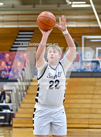 Thumbnail 2 in South Vermillion vs. Cloverdale (First Financial Classic) photogallery.