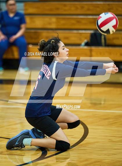 Thumbnail 3 in Carnegie Vanguard vs Galena Park photogallery.