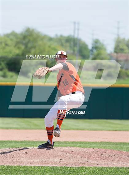 Thumbnail 3 in Cochranton vs Rocky Grove (PIAA D10 AA Qtr Final) photogallery.