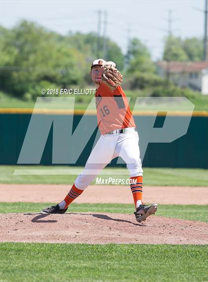 Thumbnail 2 in Cochranton vs Rocky Grove (PIAA D10 AA Qtr Final) photogallery.