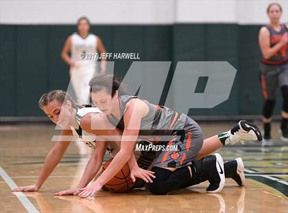 Thumbnail 2 in Green vs. GlenOak (OHSAA District Playoff) photogallery.
