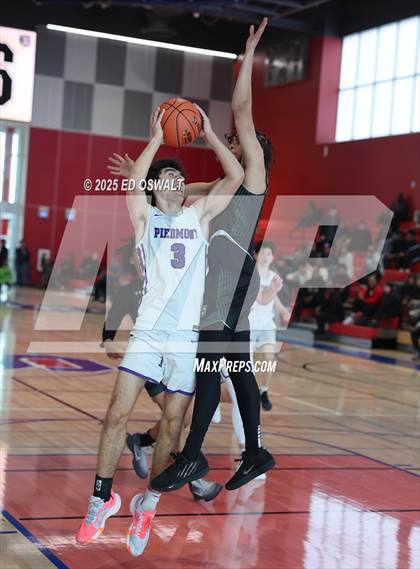 Thumbnail 3 in St. Patrick-St. Vincent vs. Piedmont (CIF NCS D4 Final) photogallery.
