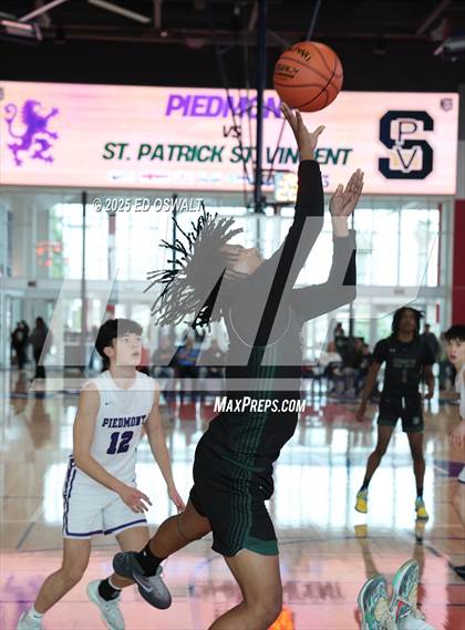 Thumbnail 3 in St. Patrick-St. Vincent vs. Piedmont (CIF NCS D4 Final) photogallery.