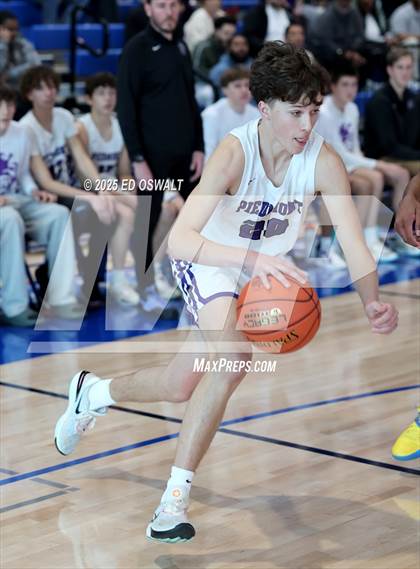 Thumbnail 3 in St. Patrick-St. Vincent vs. Piedmont (CIF NCS D4 Final) photogallery.