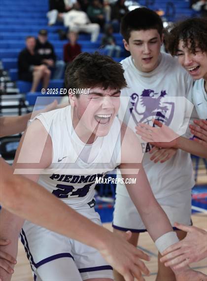 Thumbnail 3 in St. Patrick-St. Vincent vs. Piedmont (CIF NCS D4 Final) photogallery.