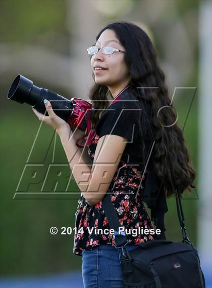 Thumbnail 2 in Blair @ Flintridge Prep photogallery.