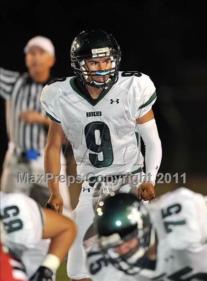 Thumbnail 3 in Redlands East Valley vs. Chino Hills photogallery.