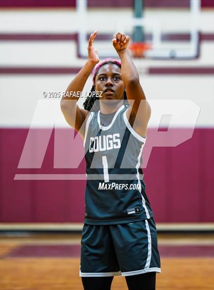 Thumbnail 3 in Fort Bend Kempner vs. Klein Oak (McDonald's Texas Invitational) photogallery.