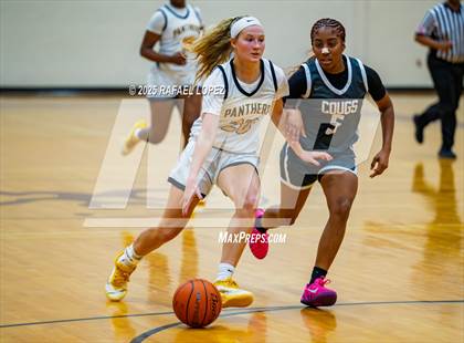 Thumbnail 1 in Fort Bend Kempner vs. Klein Oak (McDonald's Texas Invitational) photogallery.