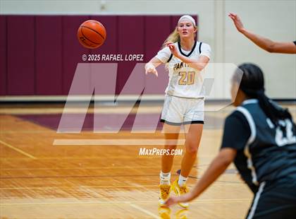 Thumbnail 2 in Fort Bend Kempner vs. Klein Oak (McDonald's Texas Invitational) photogallery.