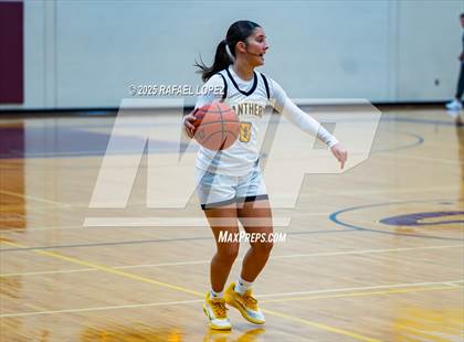 Thumbnail 2 in Fort Bend Kempner vs. Klein Oak (McDonald's Texas Invitational) photogallery.