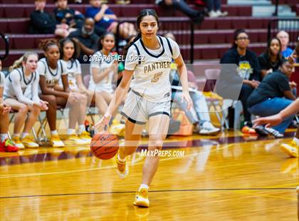 Thumbnail 2 in Fort Bend Kempner vs. Klein Oak (McDonald's Texas Invitational) photogallery.
