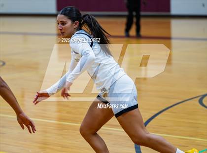 Thumbnail 3 in Fort Bend Kempner vs. Klein Oak (McDonald's Texas Invitational) photogallery.