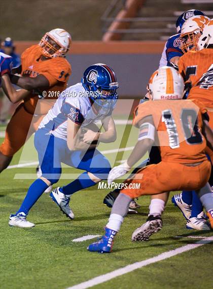 Thumbnail 2 in Quitman @ Mineola photogallery.