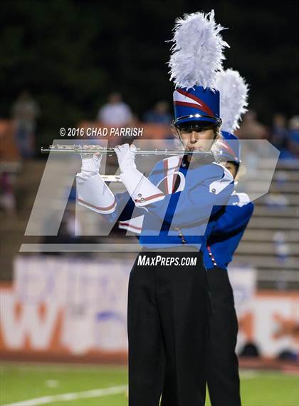 Thumbnail 1 in Quitman @ Mineola photogallery.