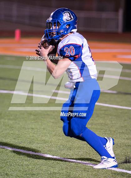 Thumbnail 1 in Quitman @ Mineola photogallery.