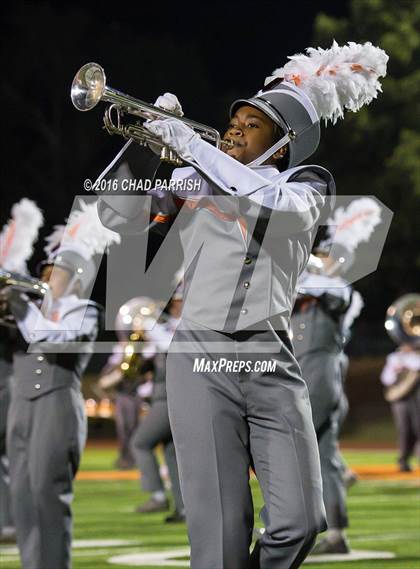 Thumbnail 2 in Quitman @ Mineola photogallery.