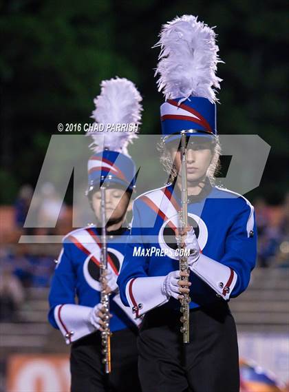 Thumbnail 2 in Quitman @ Mineola photogallery.