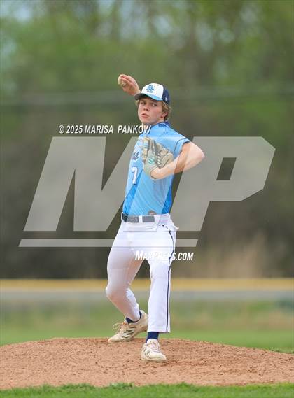 Thumbnail 2 in Bishop Grimes vs Tully photogallery.