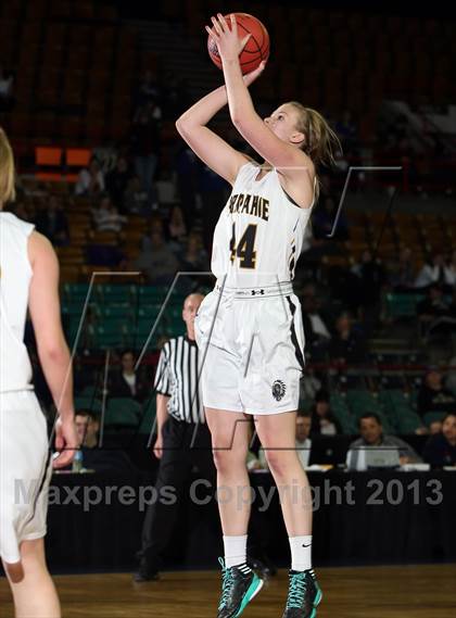 Thumbnail 1 in Arapahoe vs. ThunderRidge (CHSAA 5A Great 8) photogallery.