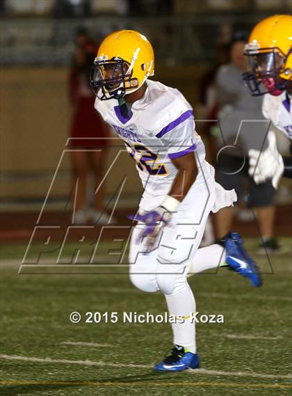 Thumbnail 3 in Lynwood vs. Downey photogallery.