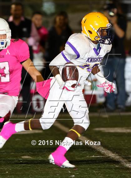 Thumbnail 3 in Lynwood vs. Downey photogallery.