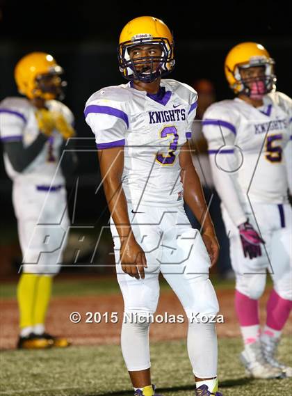 Thumbnail 3 in Lynwood vs. Downey photogallery.