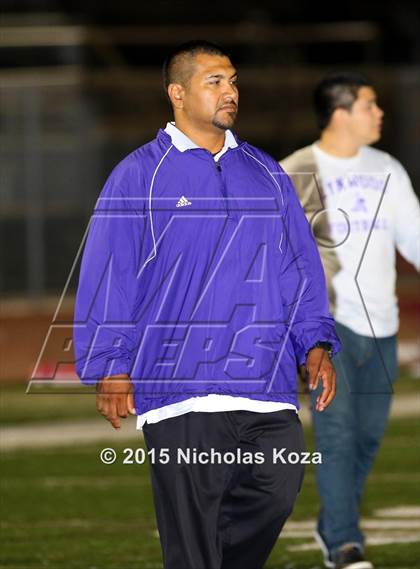 Thumbnail 3 in Lynwood vs. Downey photogallery.