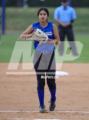 Avenal vs. Minarets (CIFCS - Division VI Championship)