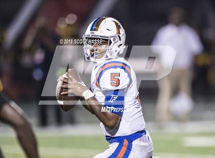 Thumbnail 3 in King vs. East St. Louis photogallery.