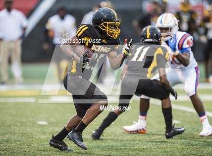 Thumbnail 2 in King vs. East St. Louis photogallery.