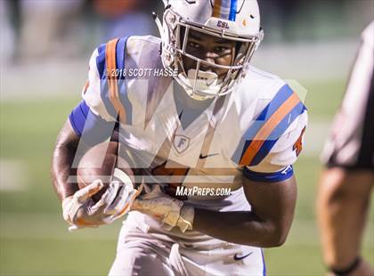 Thumbnail 3 in King vs. East St. Louis photogallery.