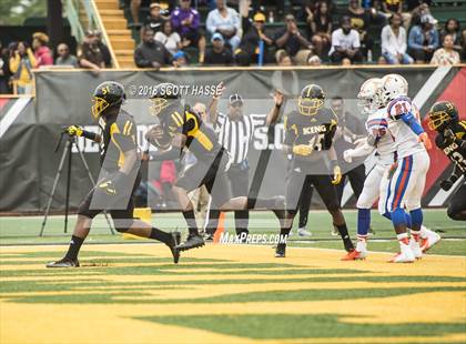 Thumbnail 1 in King vs. East St. Louis photogallery.