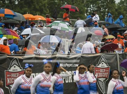 Thumbnail 2 in King vs. East St. Louis photogallery.