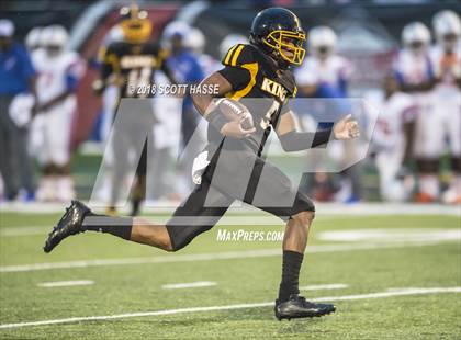 Thumbnail 2 in King vs. East St. Louis photogallery.