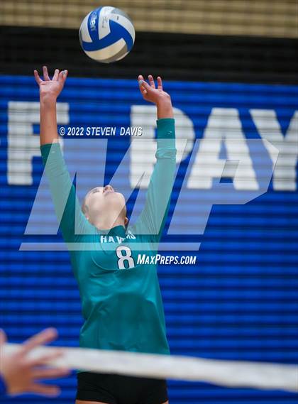 Thumbnail 3 in O'Connor vs Highland photogallery.