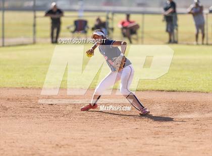 Thumbnail 1 in Great Oak @ Chaparral photogallery.