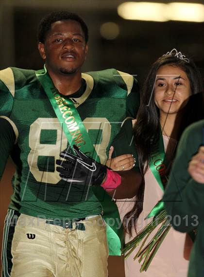 Thumbnail 2 in St. Monica vs. St. Anthony photogallery.