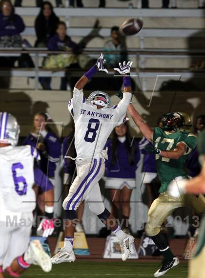 Thumbnail 2 in St. Monica vs. St. Anthony photogallery.