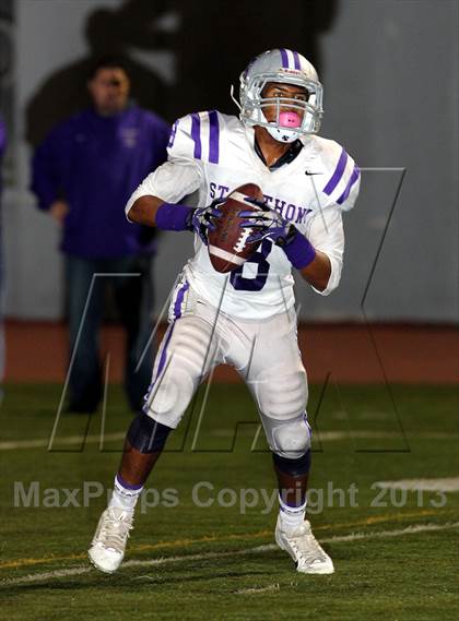 Thumbnail 1 in St. Monica vs. St. Anthony photogallery.