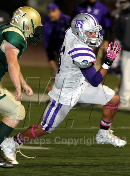 Thumbnail 1 in St. Monica vs. St. Anthony photogallery.