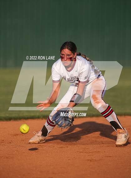 Thumbnail 2 in Lawton @ Mustang photogallery.