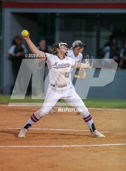 Thumbnail 1 in Lawton @ Mustang photogallery.