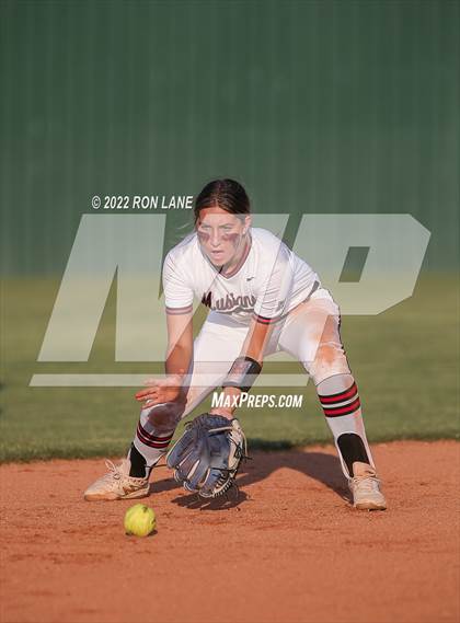 Thumbnail 1 in Lawton @ Mustang photogallery.