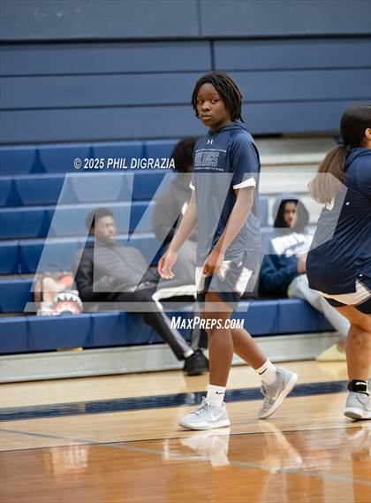 Thumbnail 3 in JV: Weiss @ Bryan photogallery.