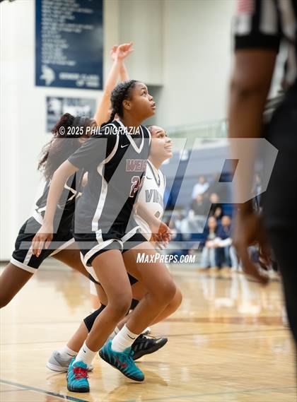 Thumbnail 2 in JV: Weiss @ Bryan photogallery.