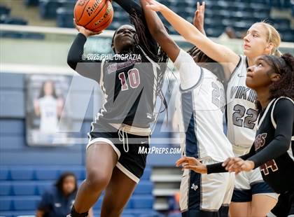 Thumbnail 2 in JV: Weiss @ Bryan photogallery.