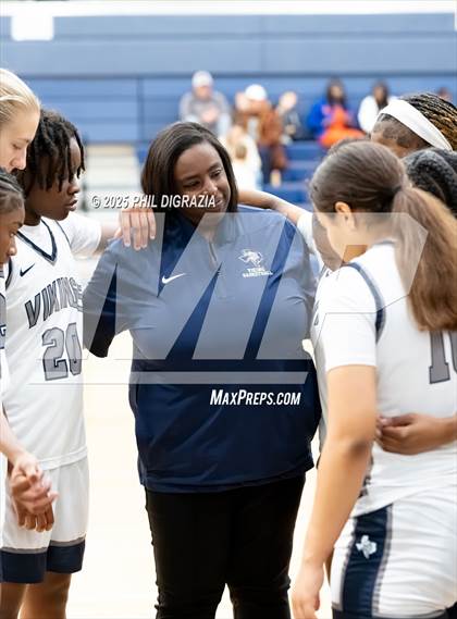 Thumbnail 1 in JV: Weiss @ Bryan photogallery.