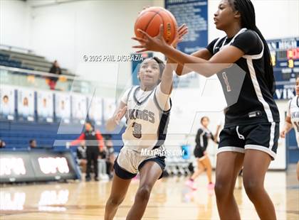 Thumbnail 3 in JV: Weiss @ Bryan photogallery.